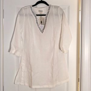 NWT White blouse with bedazzled collar